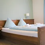 Hotel Simonis 3*