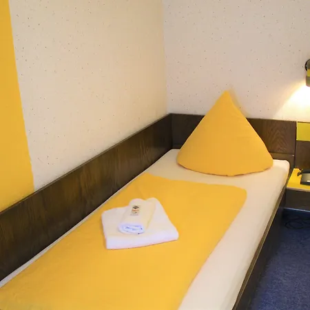 Simonis Hotel 2*